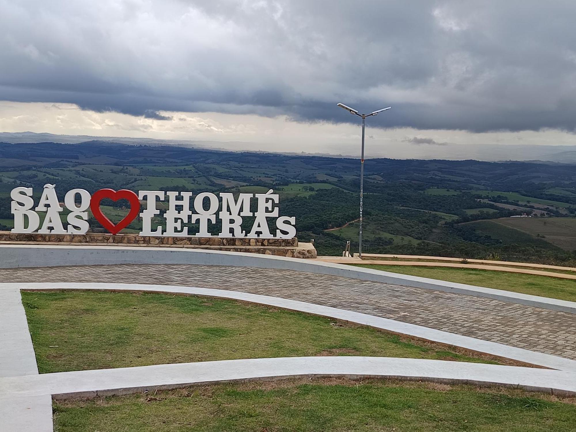 Suites Montanha Das Letras Sao Tome das Letras Exterior photo
